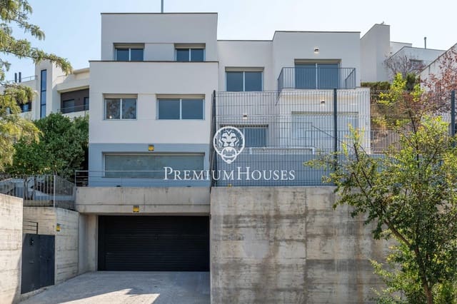 4 quarto Moradia para venda em Sant Pere de Ribes com piscina garagem - 850 000 € (Ref: 10021120)
