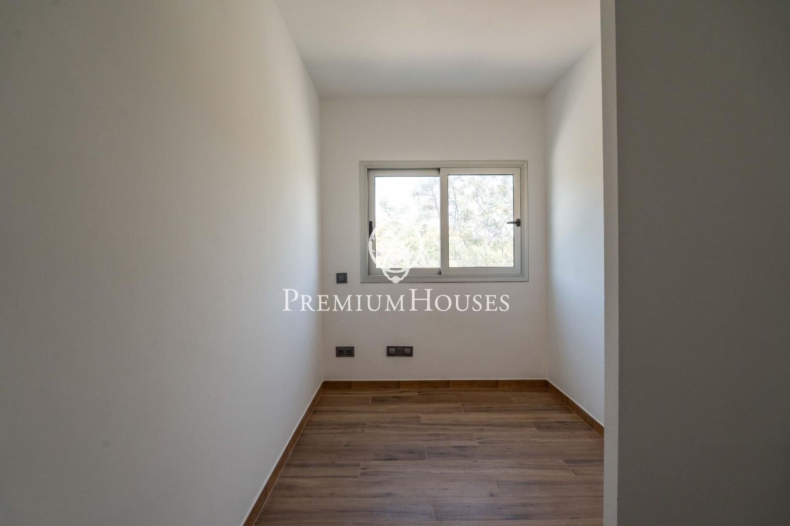 4 quarto Moradia para venda em Sant Pere de Ribes com piscina garagem - 850 000 € (Ref: 10021120)