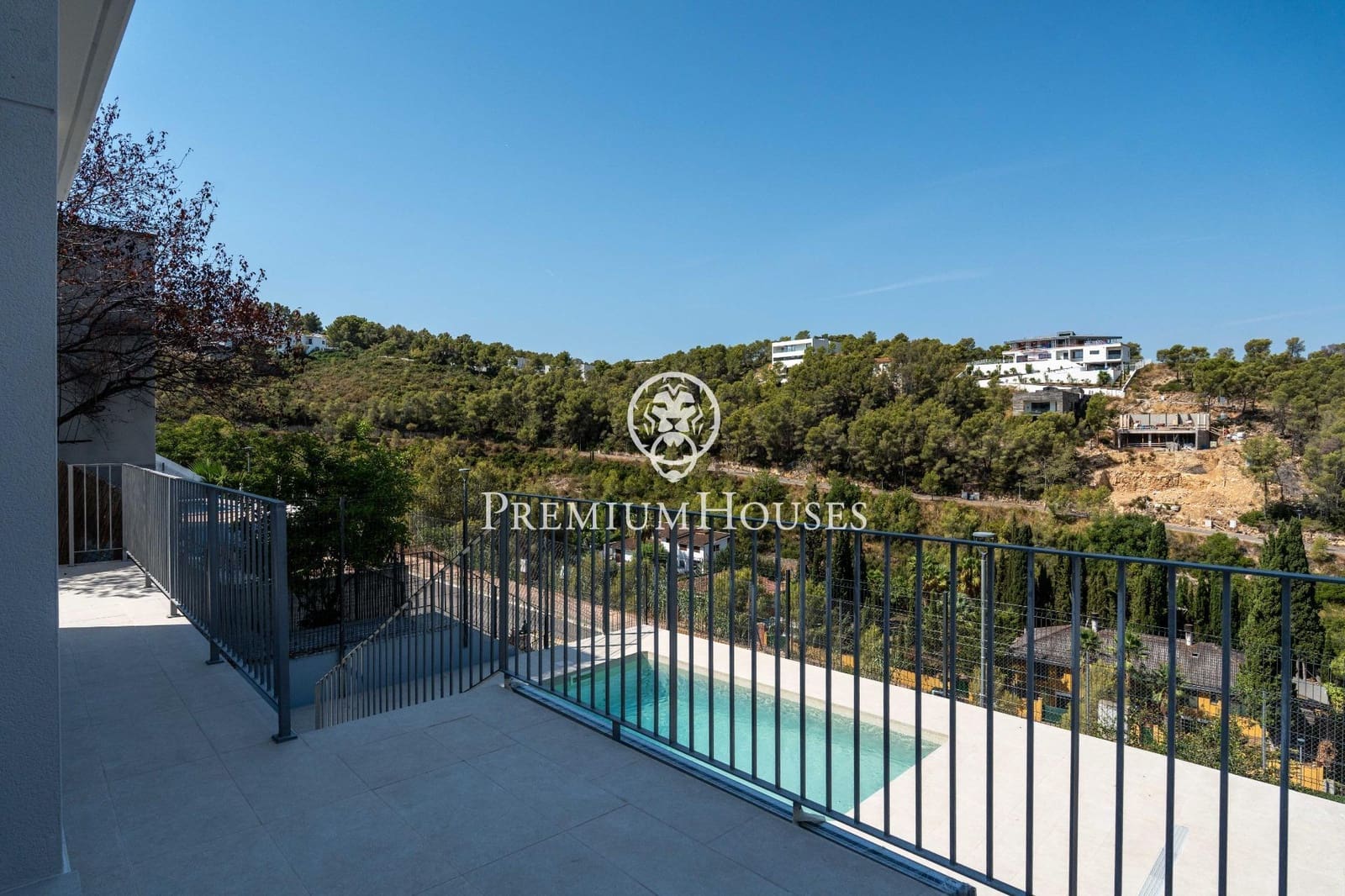 4 quarto Moradia para venda em Sant Pere de Ribes com piscina garagem - 850 000 € (Ref: 10021120)