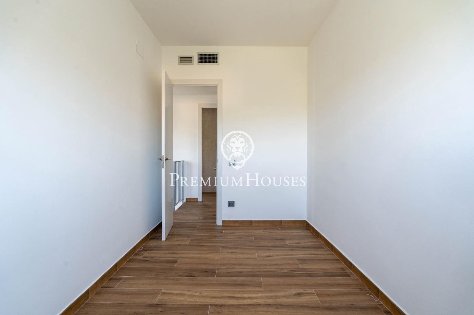 4 quarto Moradia para venda em Sant Pere de Ribes com piscina garagem - 850 000 € (Ref: 10021120)