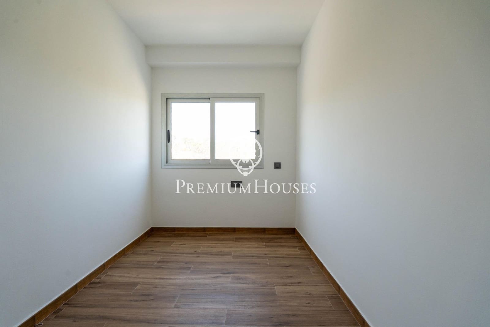 4 quarto Moradia para venda em Sant Pere de Ribes com piscina garagem - 850 000 € (Ref: 10021120)