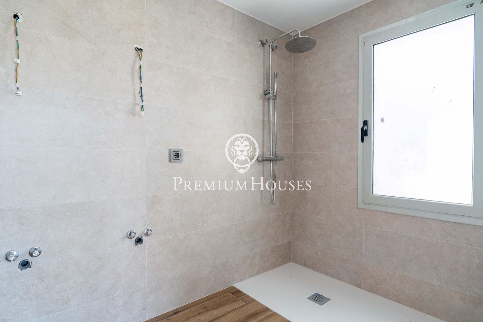 4 quarto Moradia para venda em Sant Pere de Ribes com piscina garagem - 850 000 € (Ref: 10021120)