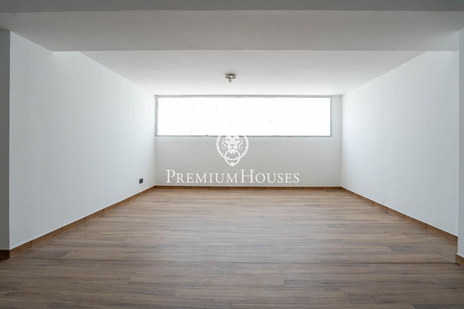 4 quarto Moradia para venda em Sant Pere de Ribes com piscina garagem - 850 000 € (Ref: 10021120)