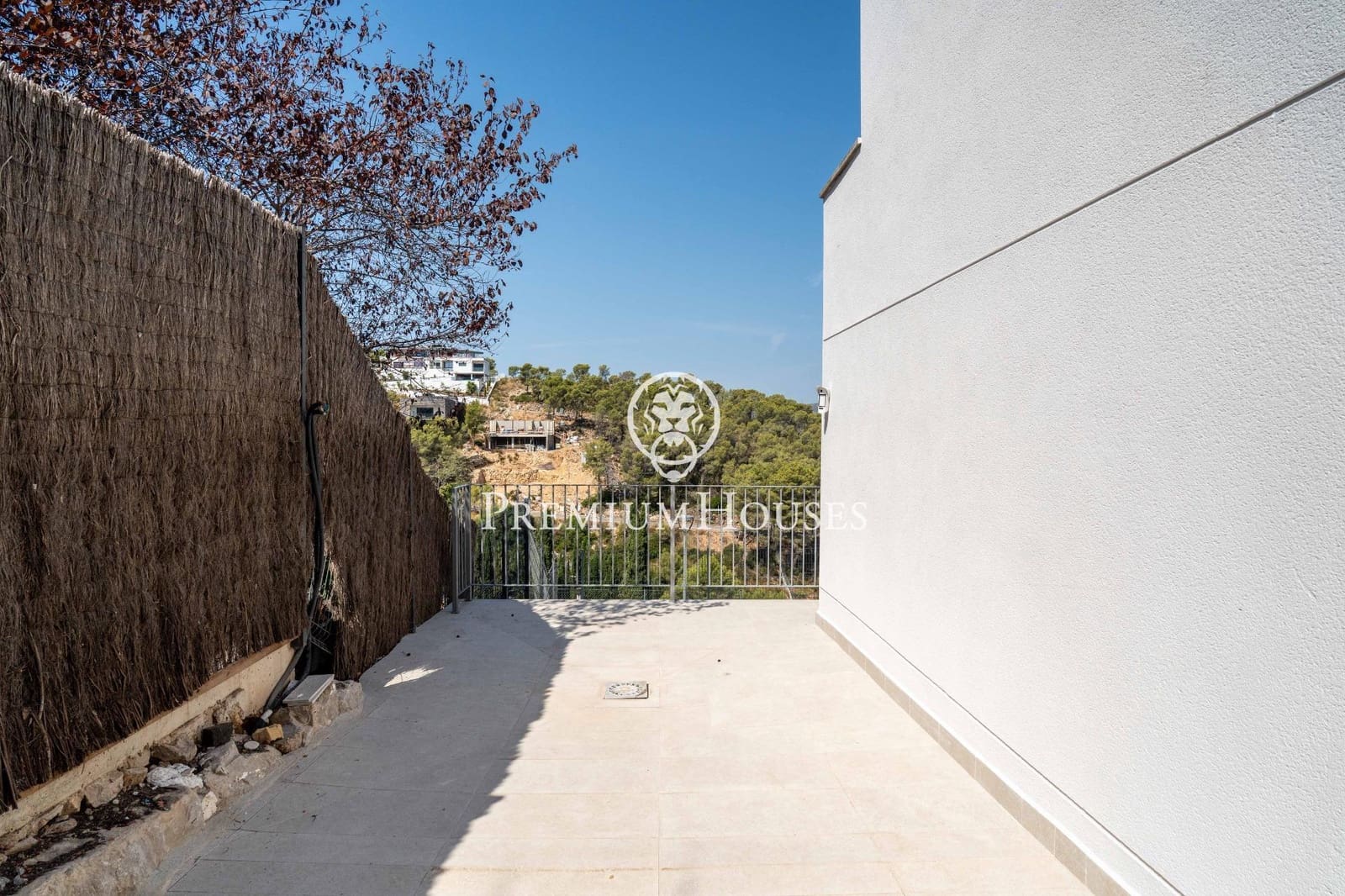 4 quarto Moradia para venda em Sant Pere de Ribes com piscina garagem - 850 000 € (Ref: 10021120)