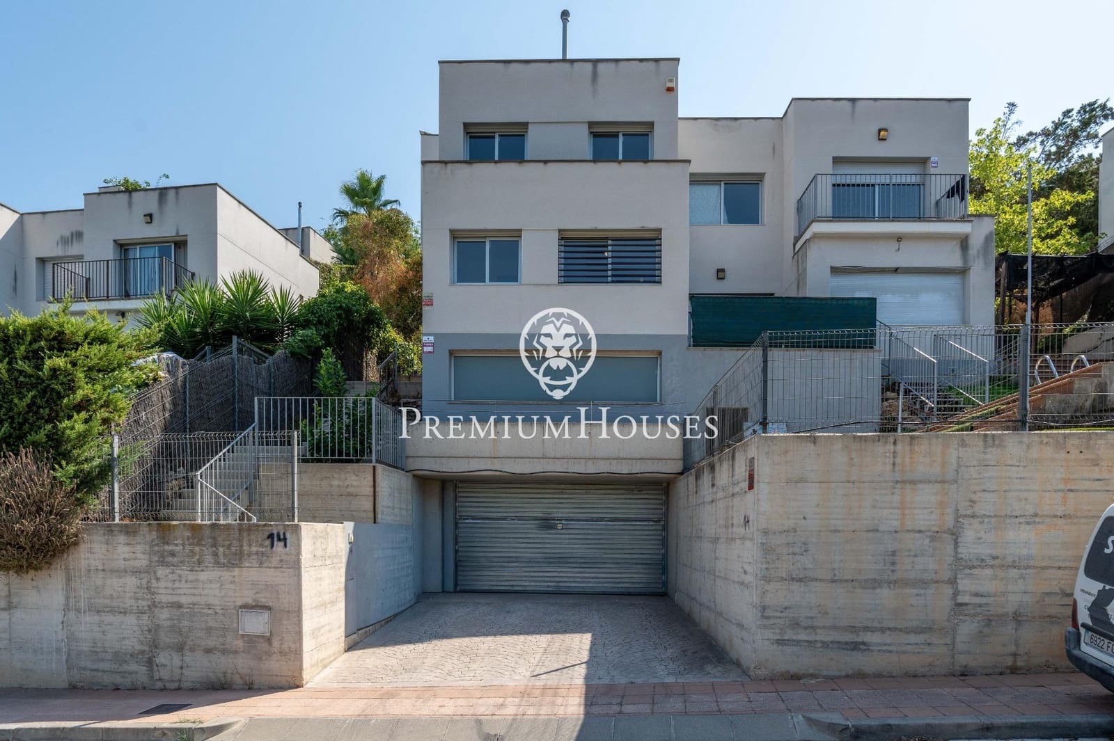 4 makuuhuone Huvila myytävänä paikassa Sant Pere de Ribes mukana uima-altaan 
autotalli - 650 000 € (Ref: 10021121)