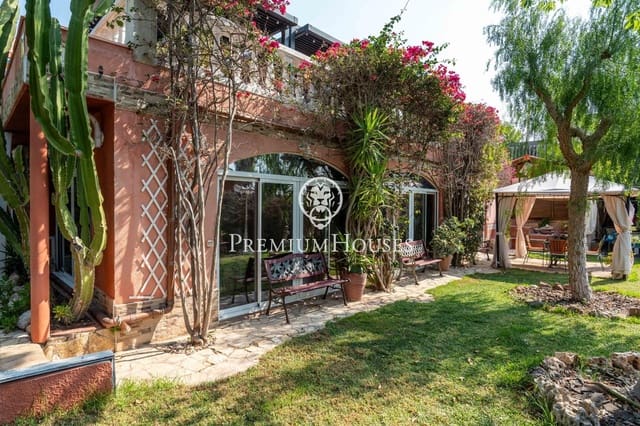 8 bedroom Villa for sale in Gavà with pool garage - € 2,100,000 (Ref: 10024378)