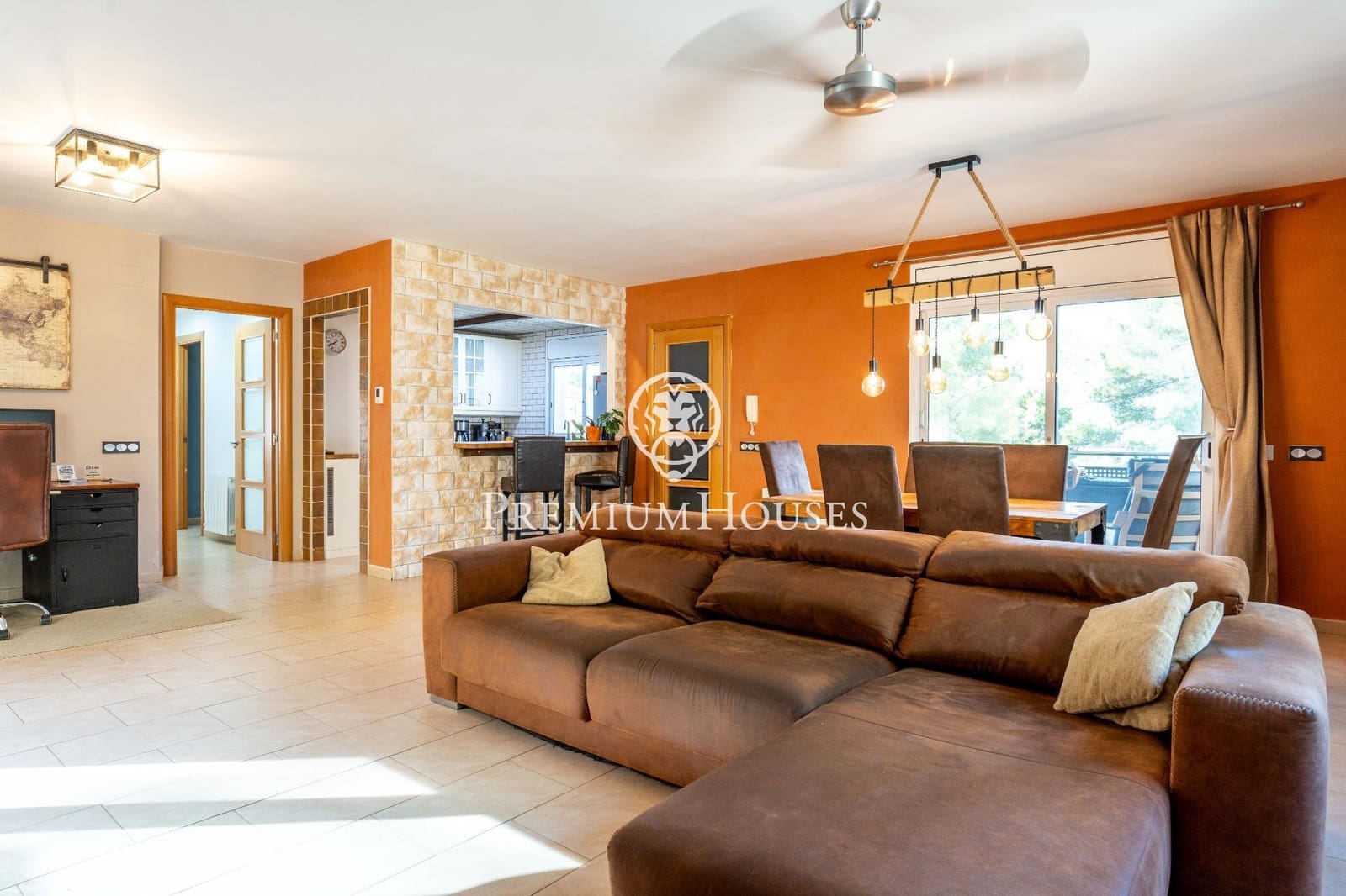4 Zimmer Villa zu verkaufen in Olivella mit Pool Garage - 487.500 € (Ref: 10024379)