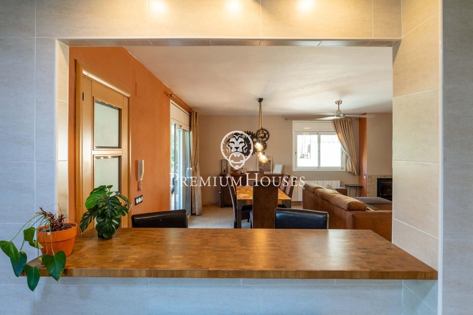 4 Zimmer Villa zu verkaufen in Olivella mit Pool Garage - 487.500 € (Ref: 10024379)