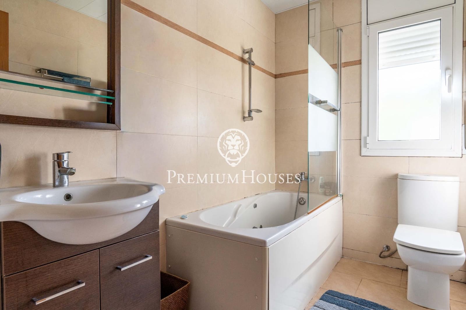 4 Zimmer Villa zu verkaufen in Olivella mit Pool Garage - 487.500 € (Ref: 10024379)