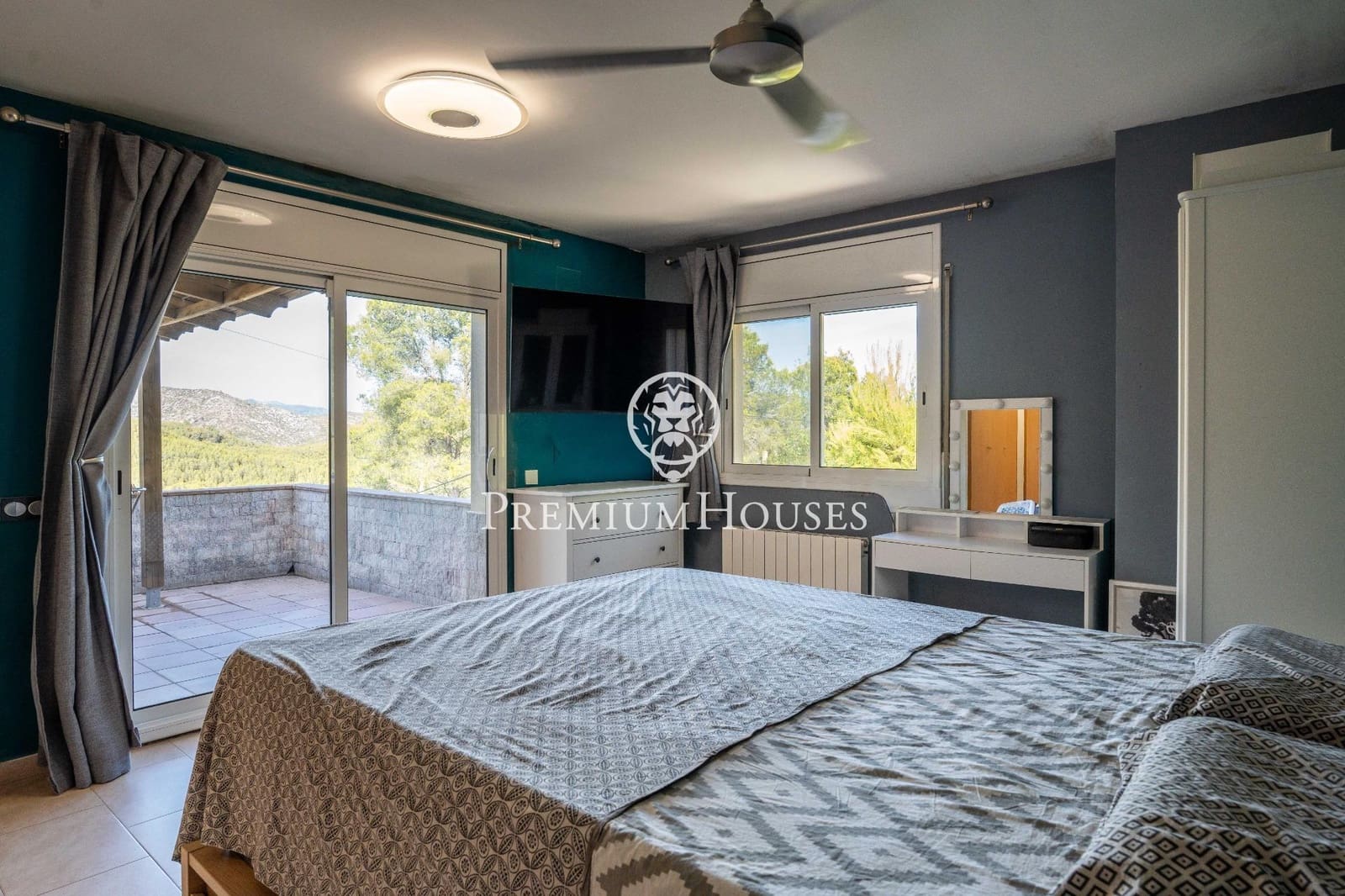 4 Zimmer Villa zu verkaufen in Olivella mit Pool Garage - 487.500 € (Ref: 10024379)