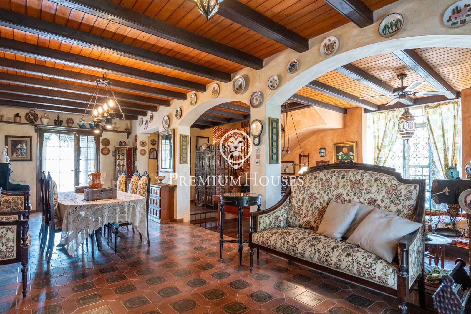 4 sypialnia Finka/Dom wiejski na sprzedaż w La Secuita z basenem - 1 050 000 € (Ref: 10031970)