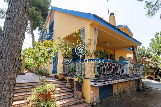 4 sypialnia Finka/Dom wiejski na sprzedaż w La Secuita z basenem - 1 050 000 € (Ref: 10031970)