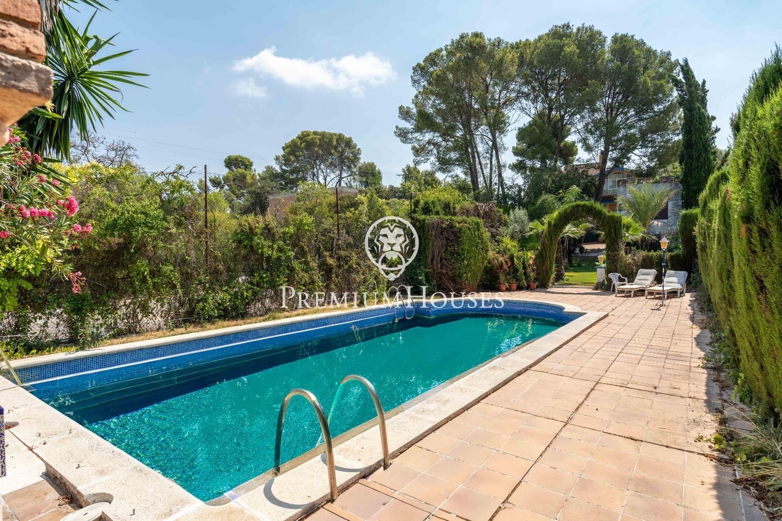 4 sypialnia Finka/Dom wiejski na sprzedaż w La Secuita z basenem - 1 050 000 € (Ref: 10031970)