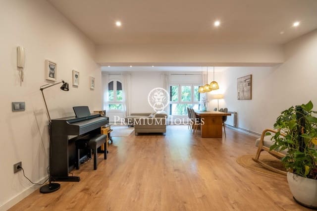 3 bedroom Flat for sale in Tarragona city - € 638,000 (Ref: 10037585)
