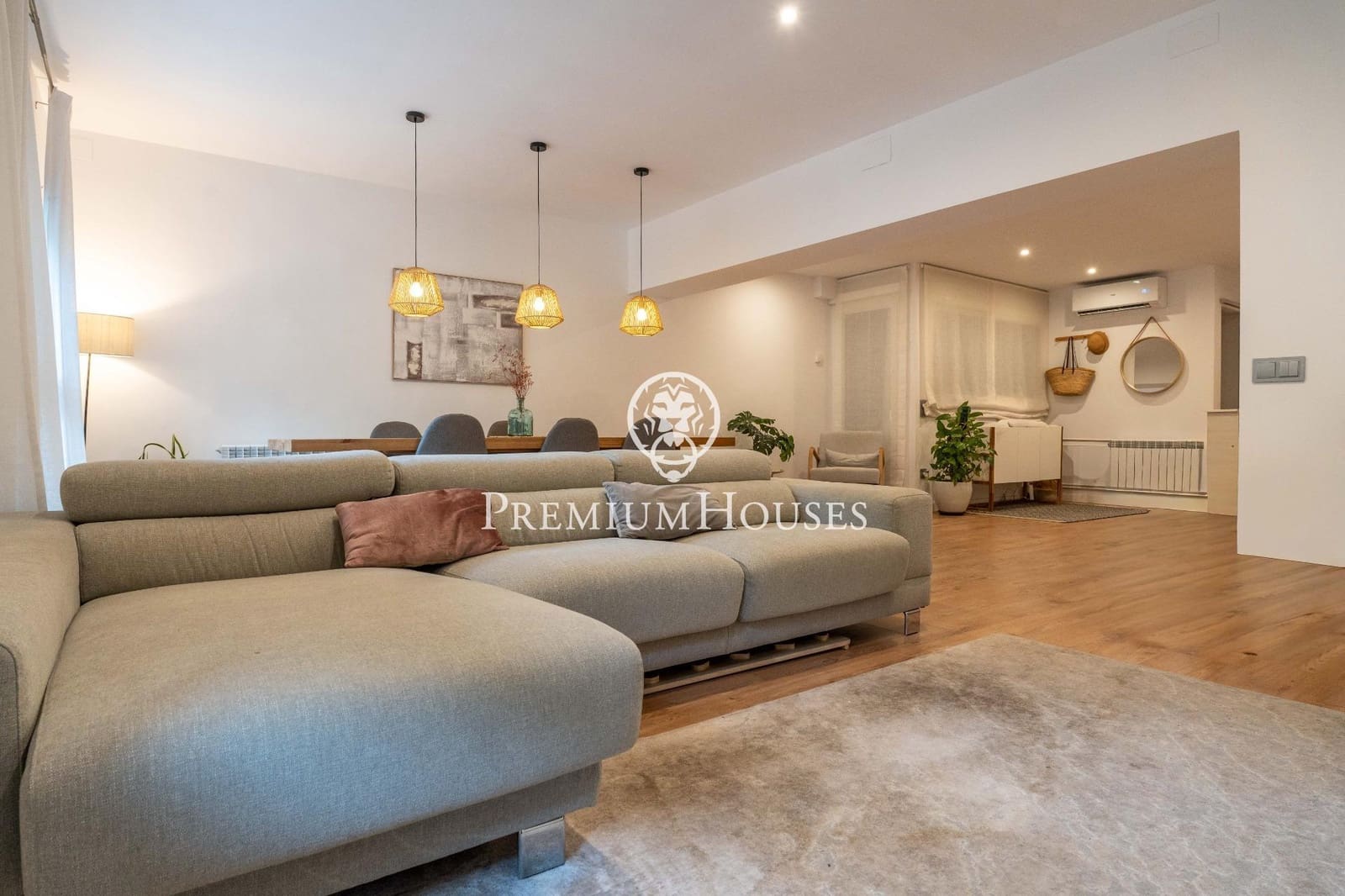 3 bedroom Flat for sale in Tarragona city - € 638,000 (Ref: 10037585)