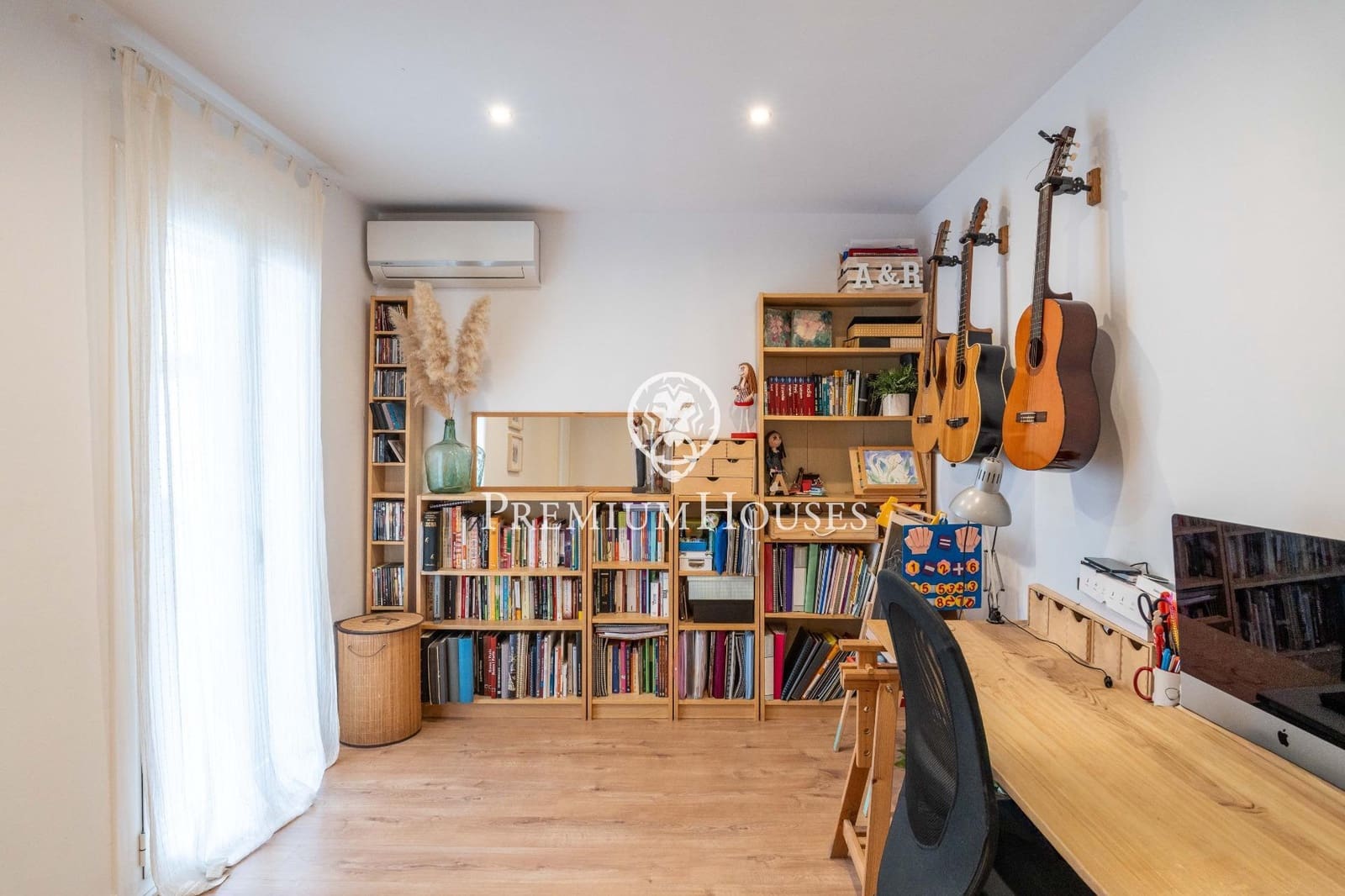 3 bedroom Flat for sale in Tarragona city - € 638,000 (Ref: 10037585)