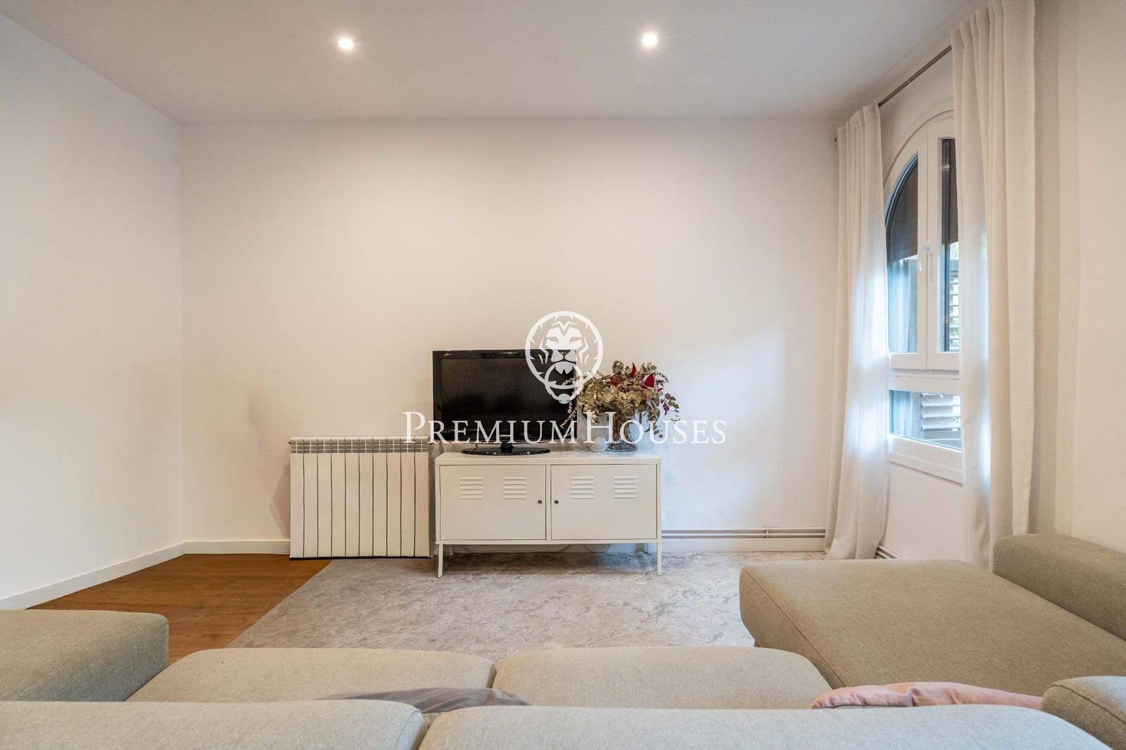 3 bedroom Flat for sale in Tarragona city - € 638,000 (Ref: 10037585)