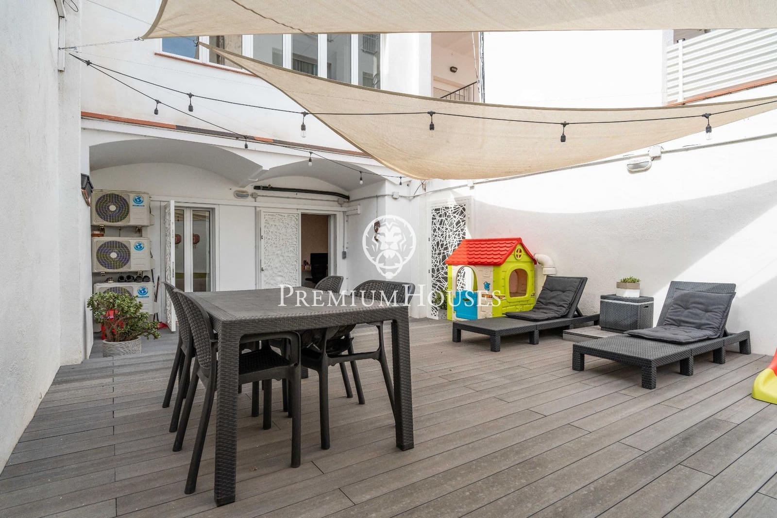 3 bedroom Flat for sale in Tarragona city - € 638,000 (Ref: 10037585)