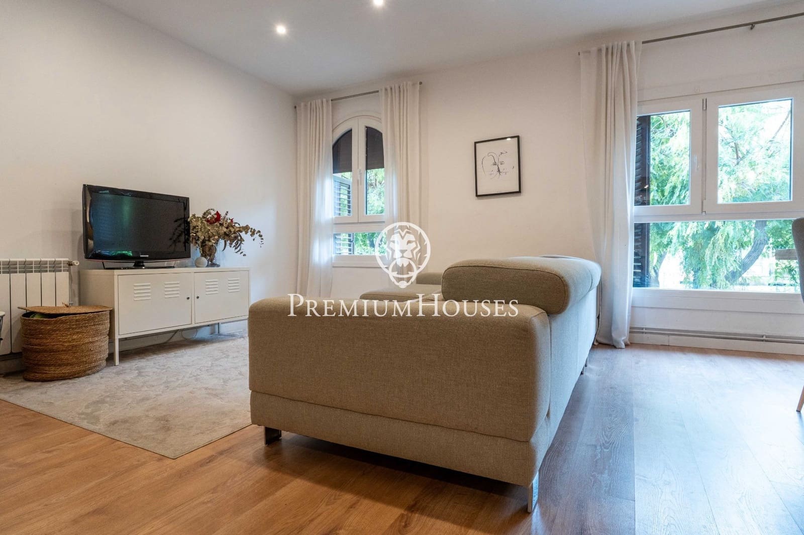 3 bedroom Flat for sale in Tarragona city - € 638,000 (Ref: 10037585)