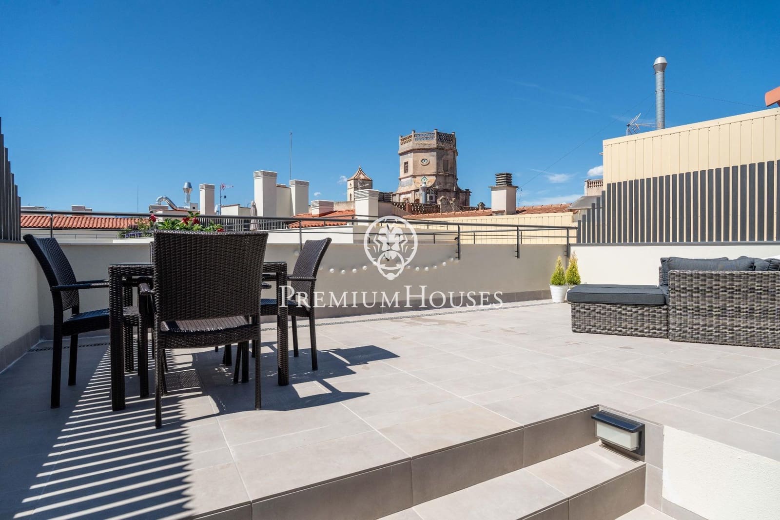 2 soverom Penthouse til salgs i Vilanova i la Geltru med svømmebasseng - € 750 000 (Ref: 10041317)