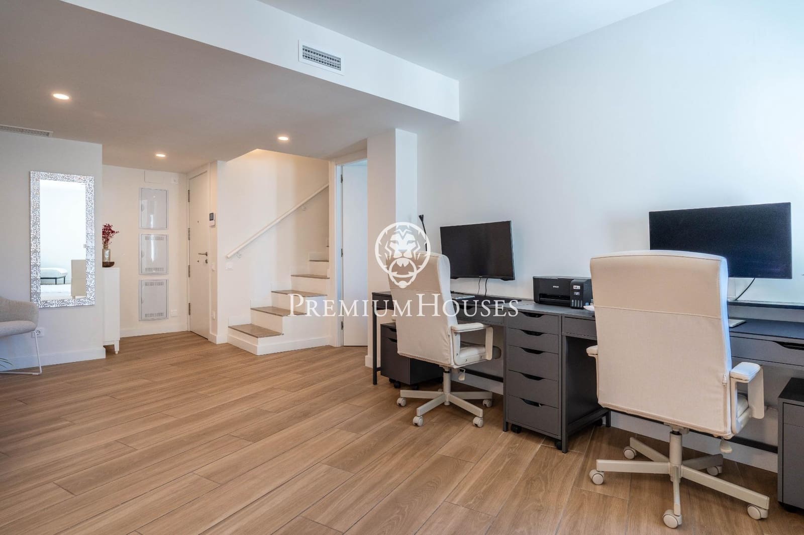 2 soverom Penthouse til salgs i Vilanova i la Geltru med svømmebasseng - € 750 000 (Ref: 10041317)