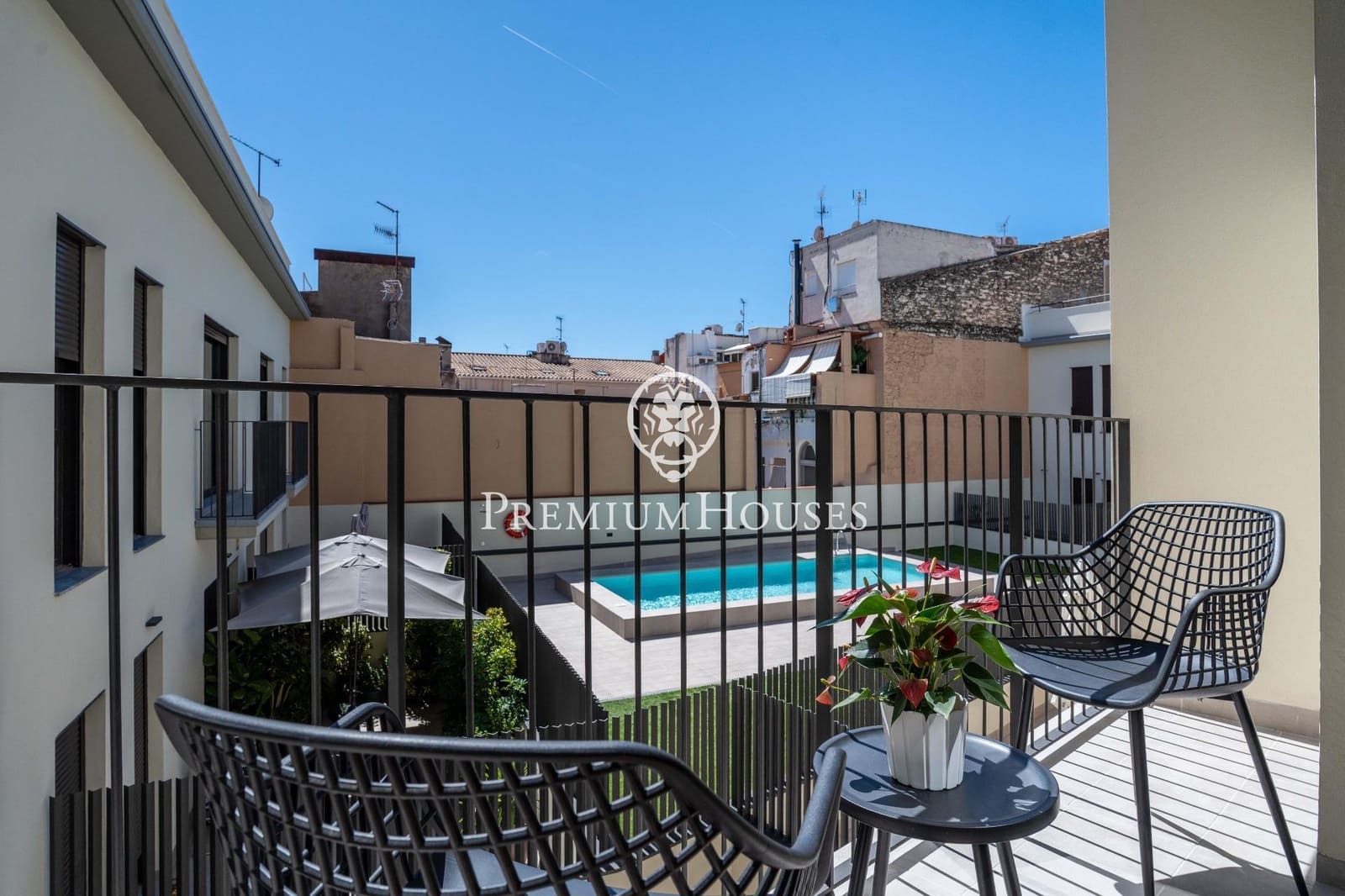 2 soverom Penthouse til salgs i Vilanova i la Geltru med svømmebasseng - € 750 000 (Ref: 10041317)