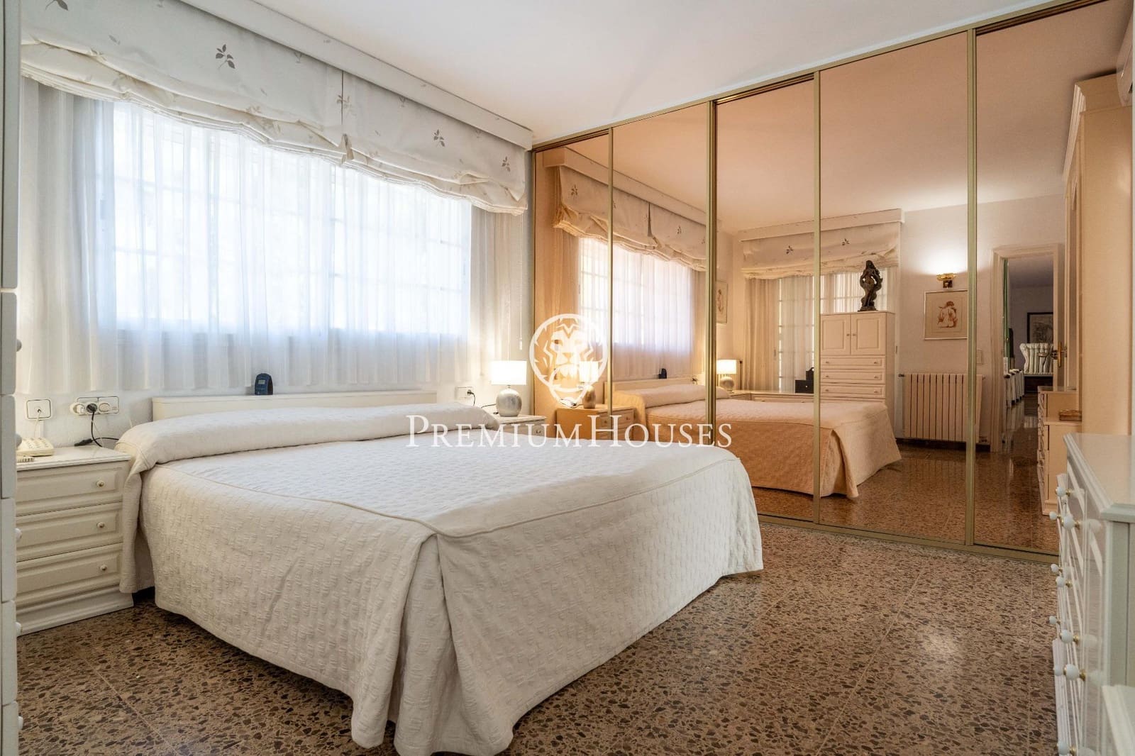 4 soveværelse Villa til salg i Begues med swimmingpool garage - € 825.000 (Ref: 10045242)