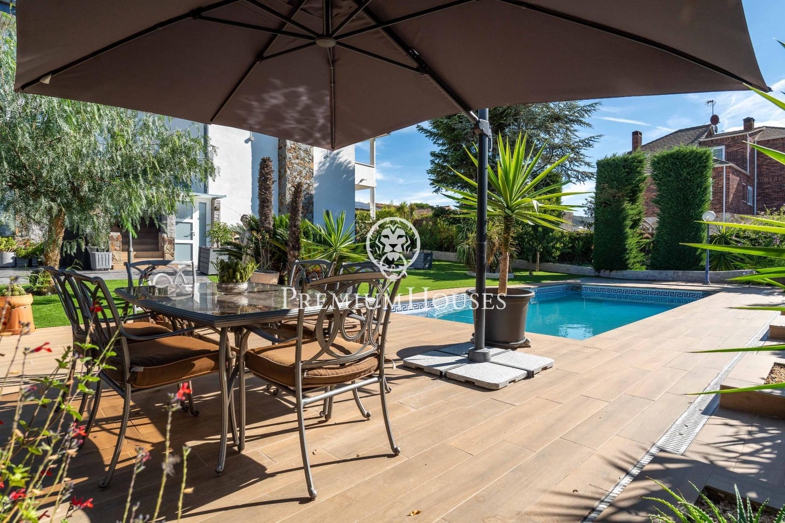 4 soveværelse Villa til salg i Begues med swimmingpool garage - € 825.000 (Ref: 10045242)