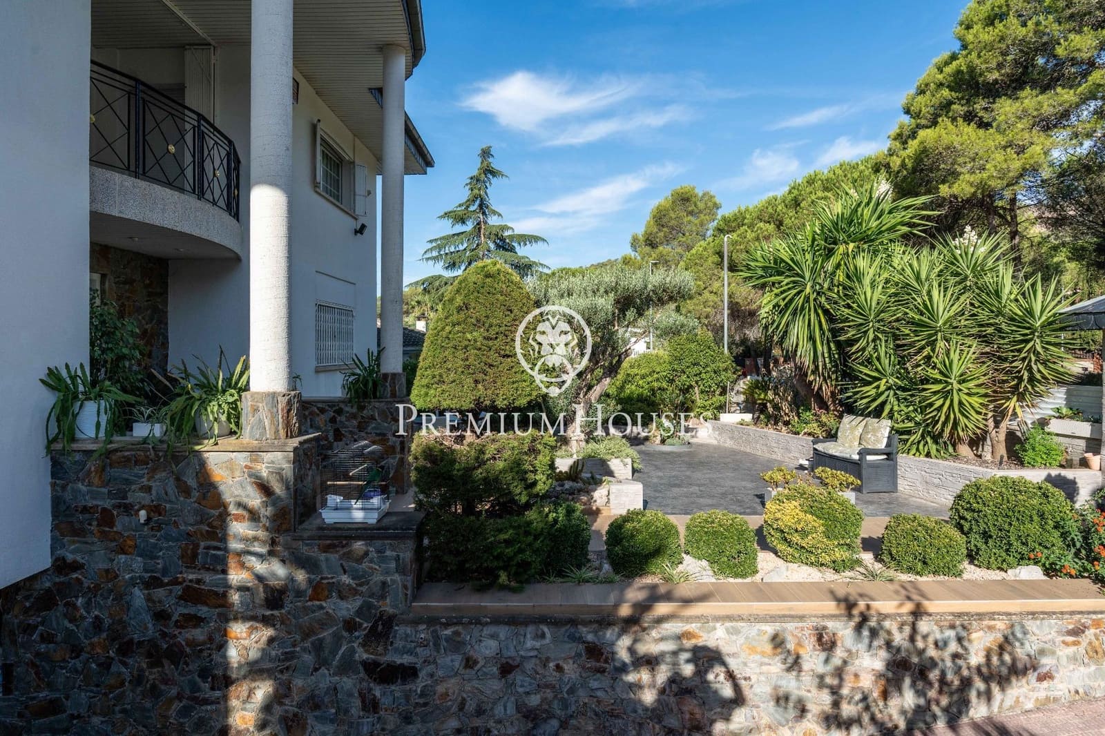 4 soveværelse Villa til salg i Begues med swimmingpool garage - € 825.000 (Ref: 10045242)