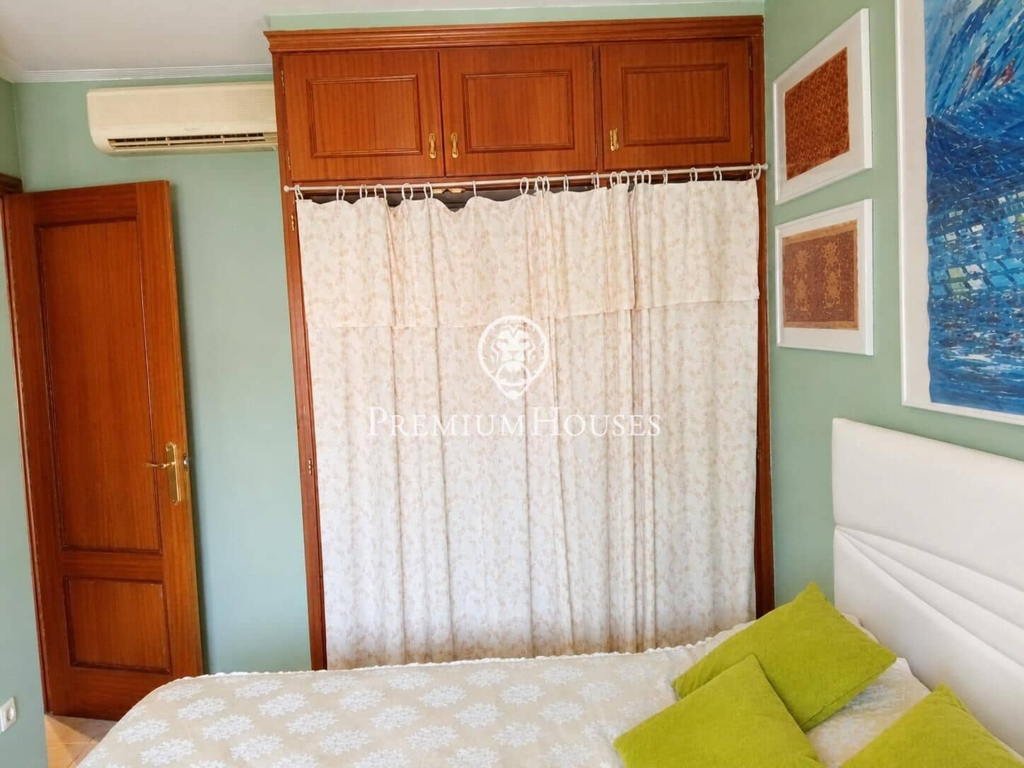 6 quarto Moradia em Banda para venda em Sant Pere de Ribes com garagem - 620 000 € (Ref: 10049555)