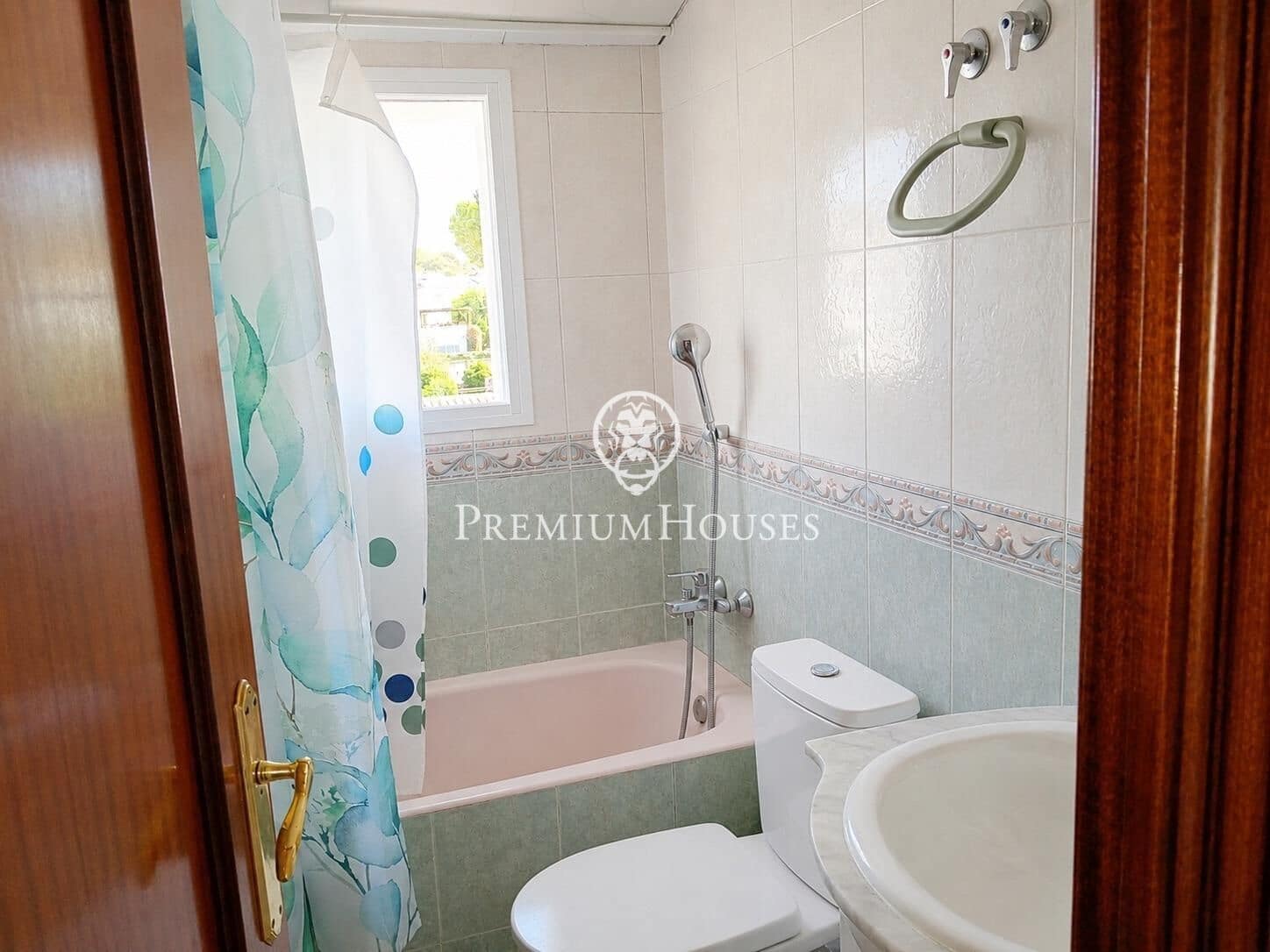 6 quarto Moradia em Banda para venda em Sant Pere de Ribes com garagem - 620 000 € (Ref: 10049555)