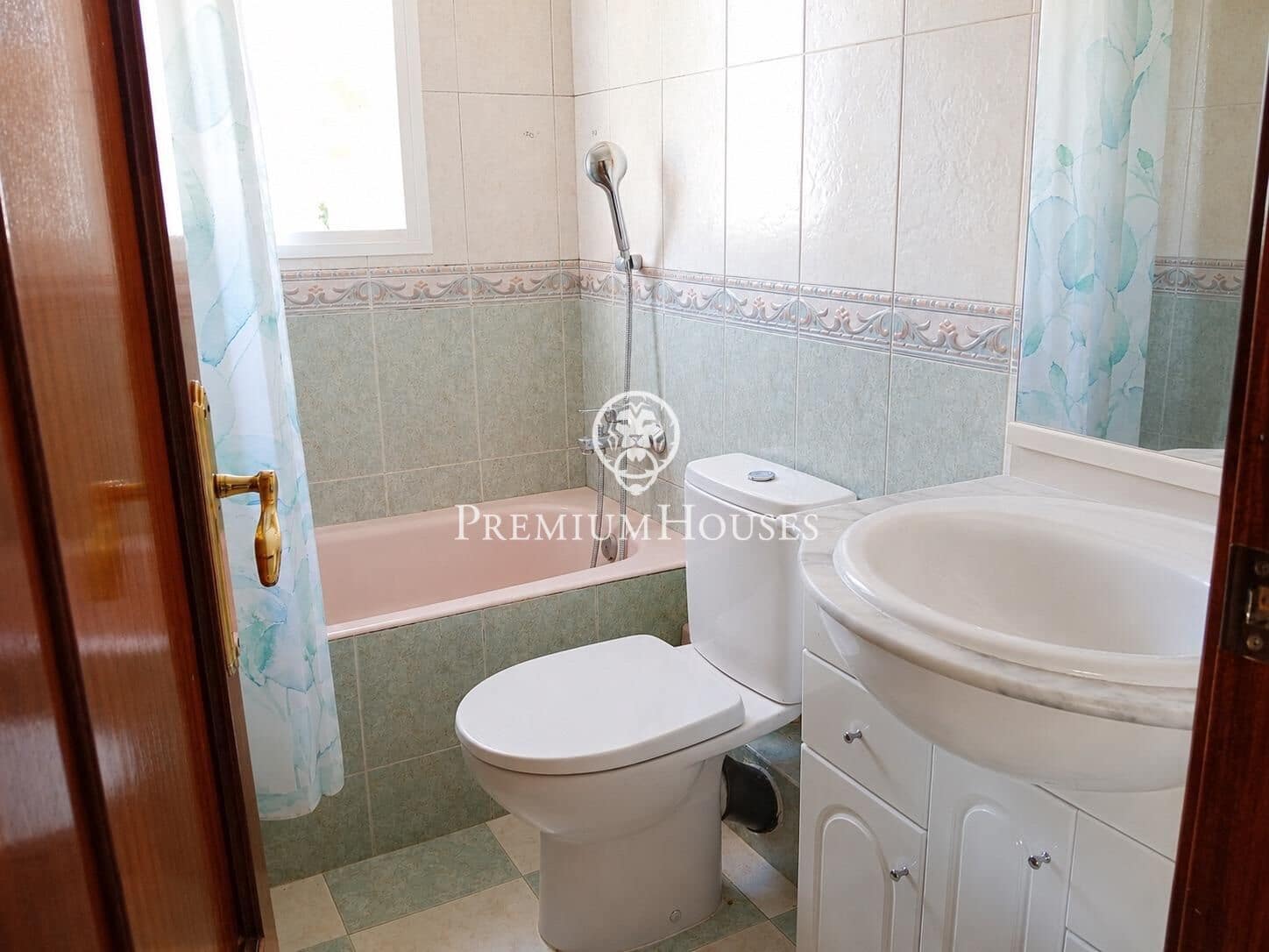 6 quarto Moradia em Banda para venda em Sant Pere de Ribes com garagem - 620 000 € (Ref: 10049555)