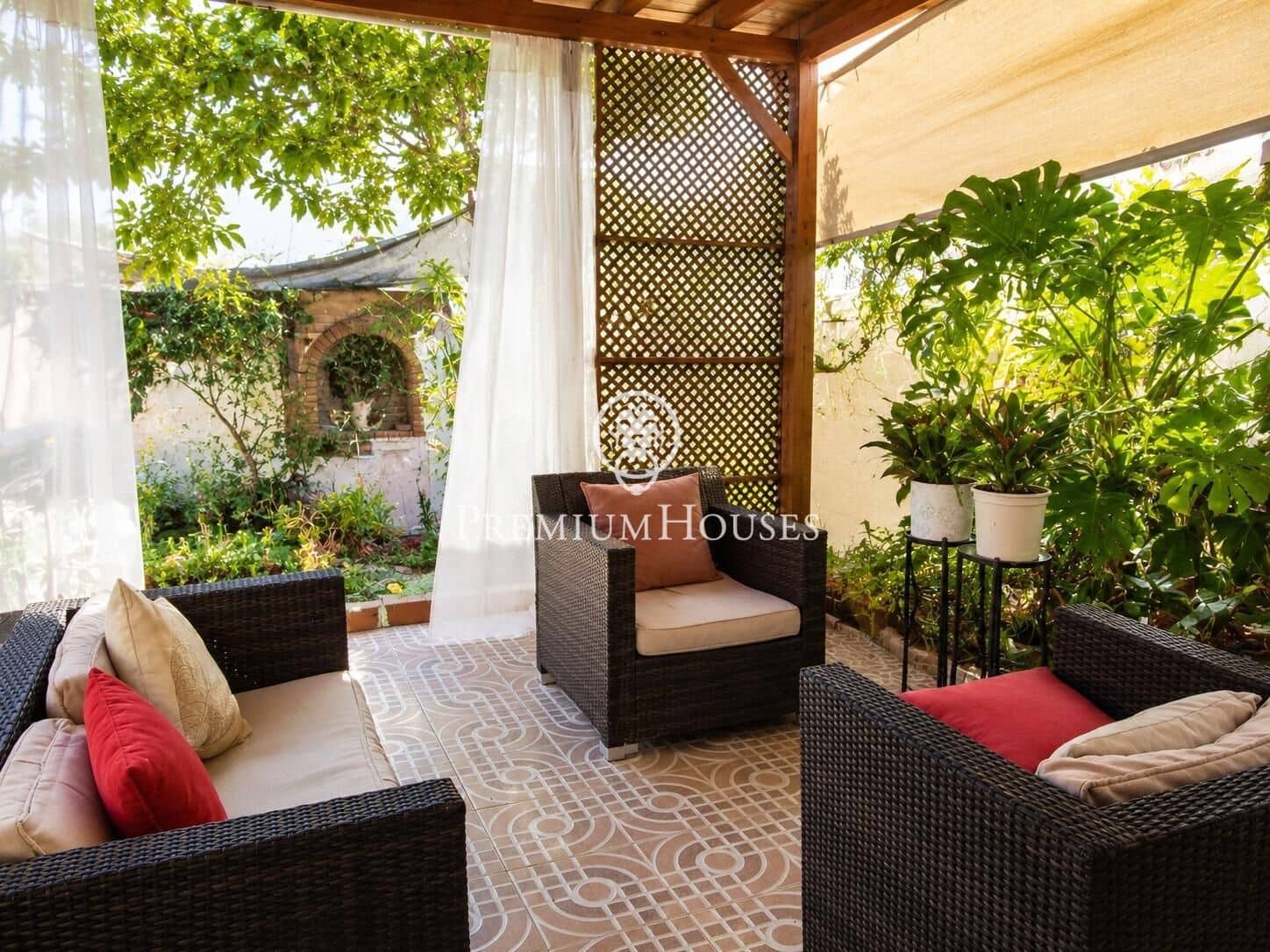 6 quarto Moradia em Banda para venda em Sant Pere de Ribes com garagem - 620 000 € (Ref: 10049555)