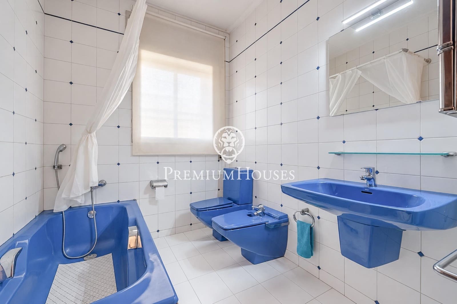 7 soveværelse Byhus til salg i Gava med garage - € 720.000 (Ref: 10094561)