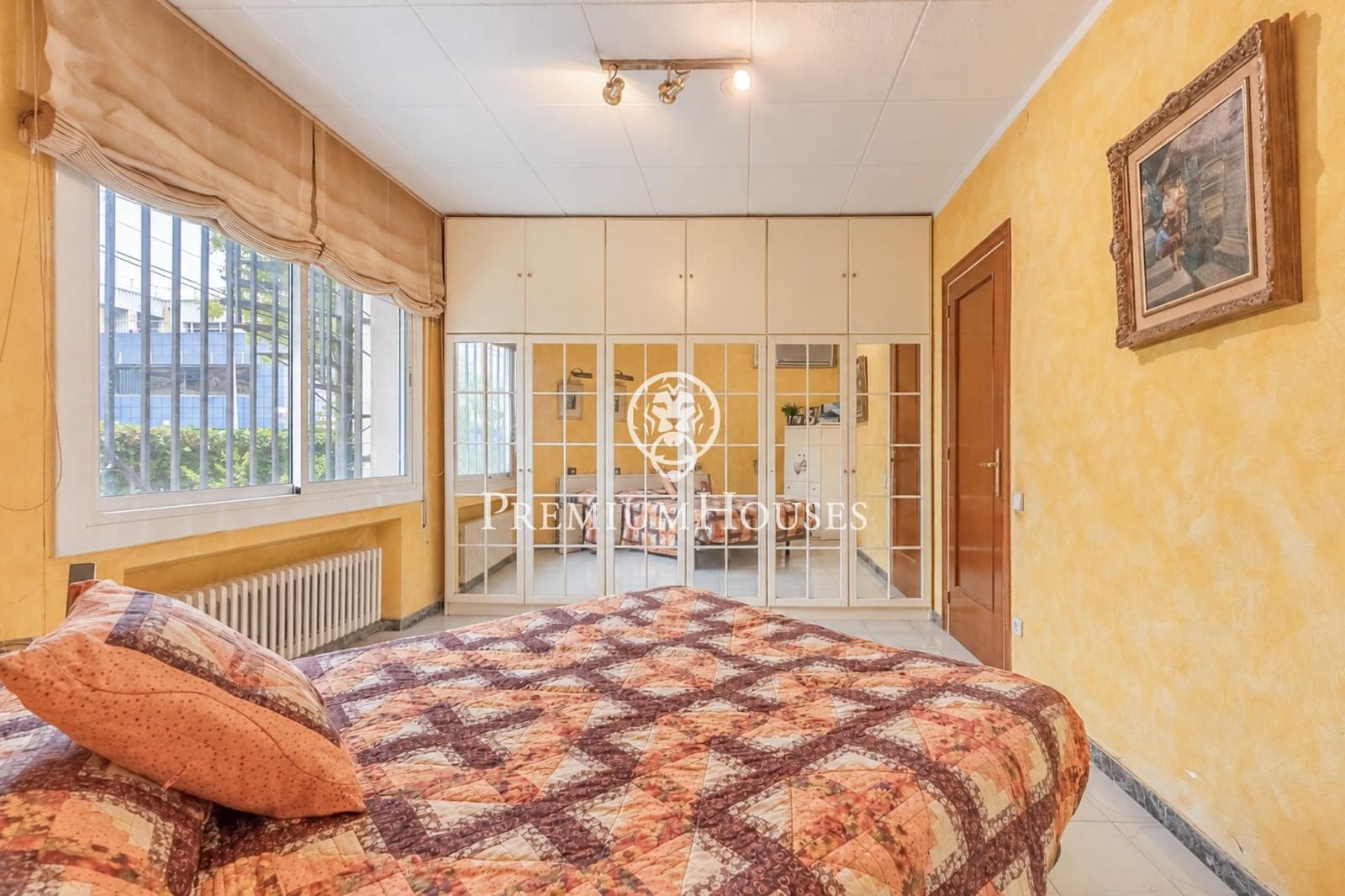 7 soveværelse Byhus til salg i Gava med garage - € 720.000 (Ref: 10094561)