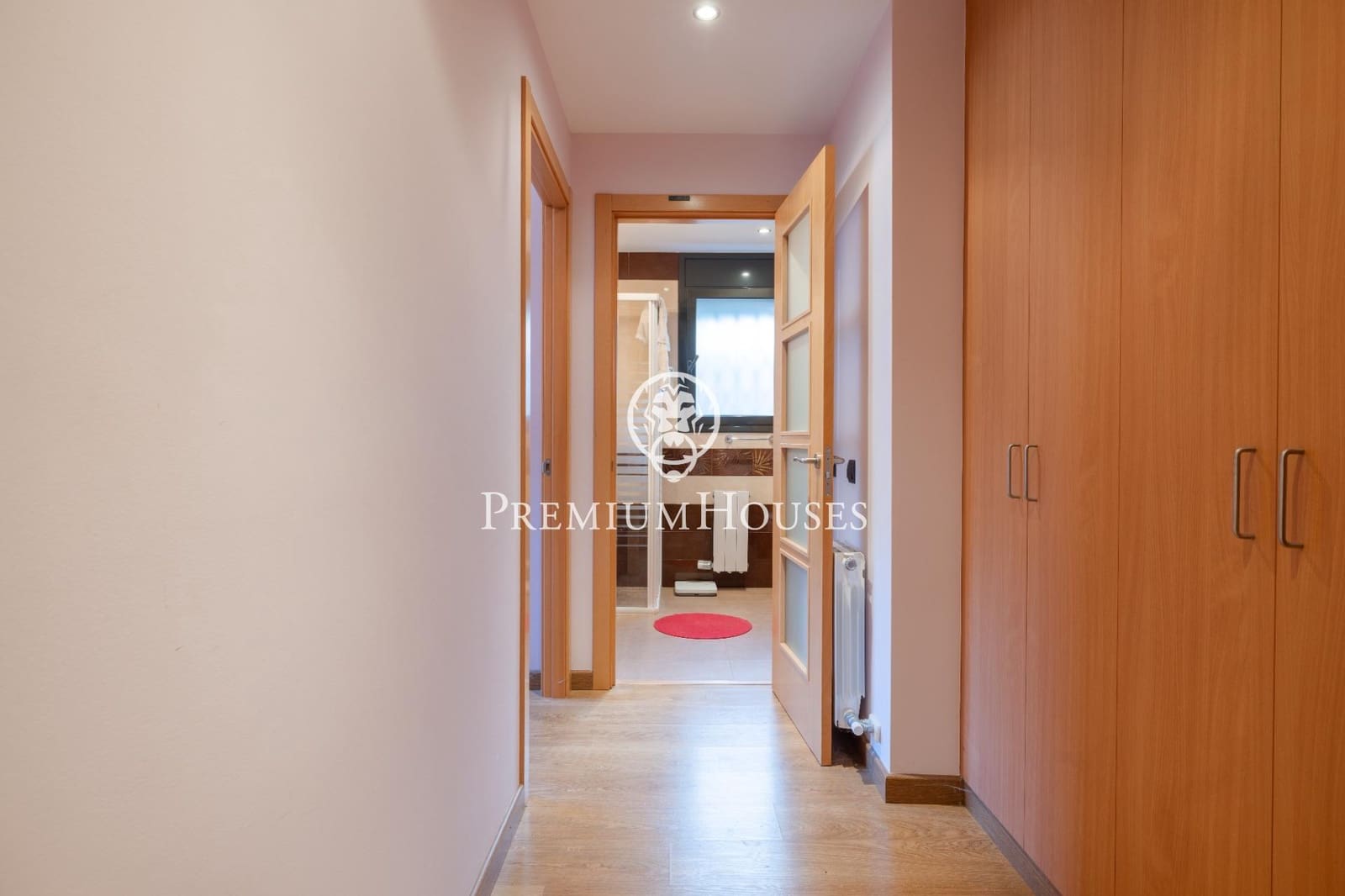 5 slaapkamer Villa te koop in Sitges met zwembad garage - € 895.000 (Ref: 10098363)