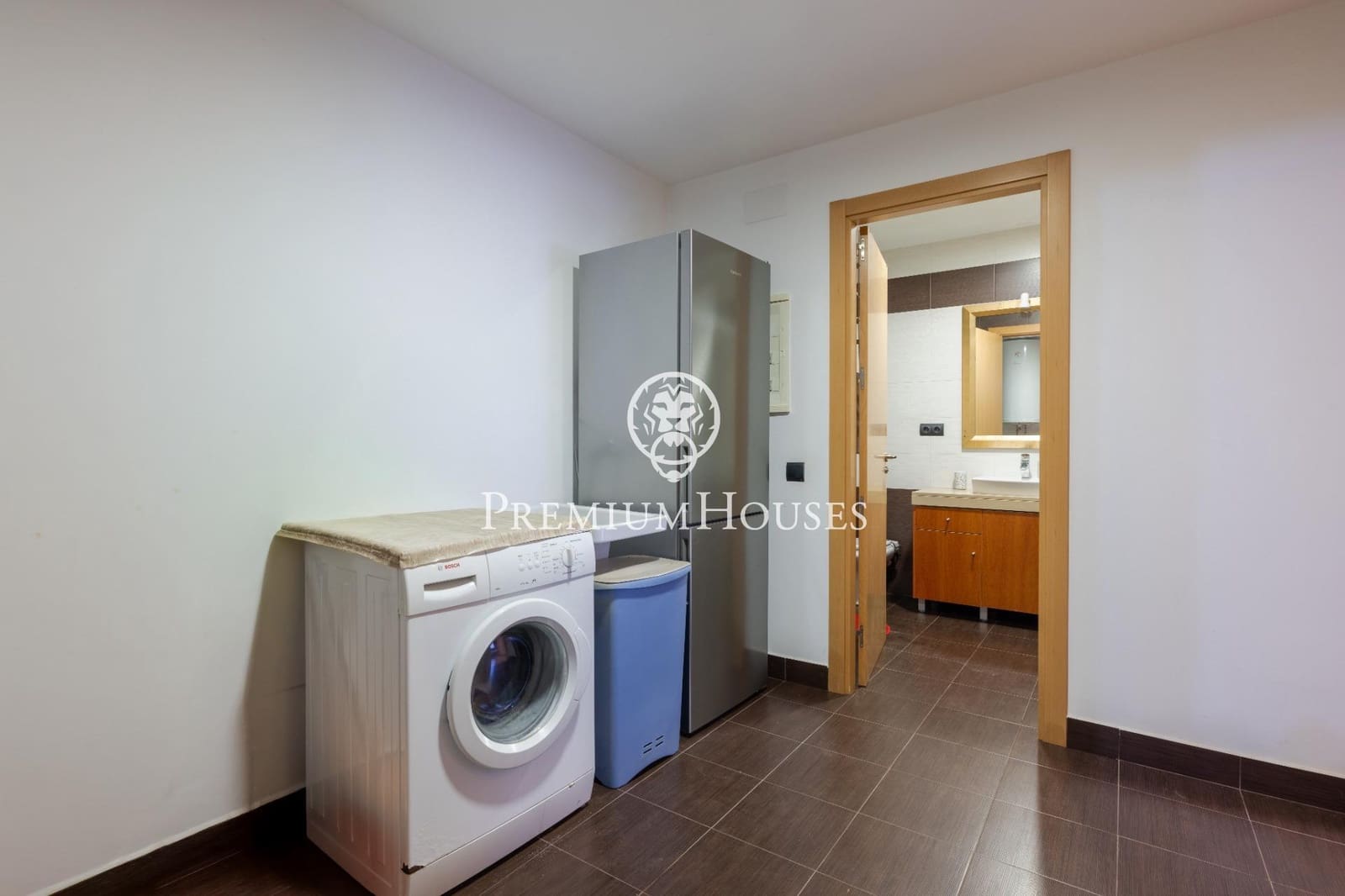 5 slaapkamer Villa te koop in Sitges met zwembad garage - € 895.000 (Ref: 10098363)