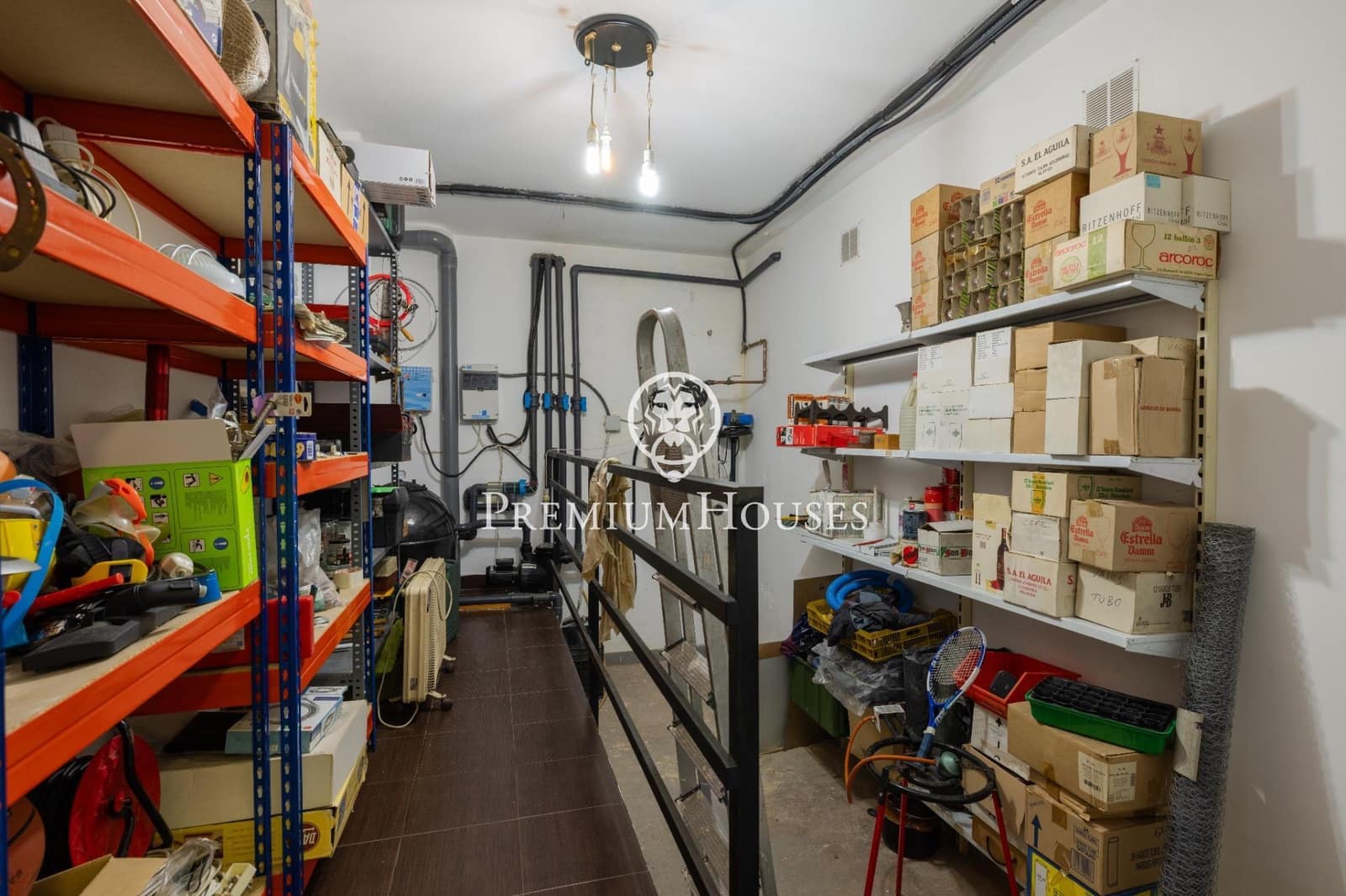 5 slaapkamer Villa te koop in Sitges met zwembad garage - € 895.000 (Ref: 10098363)