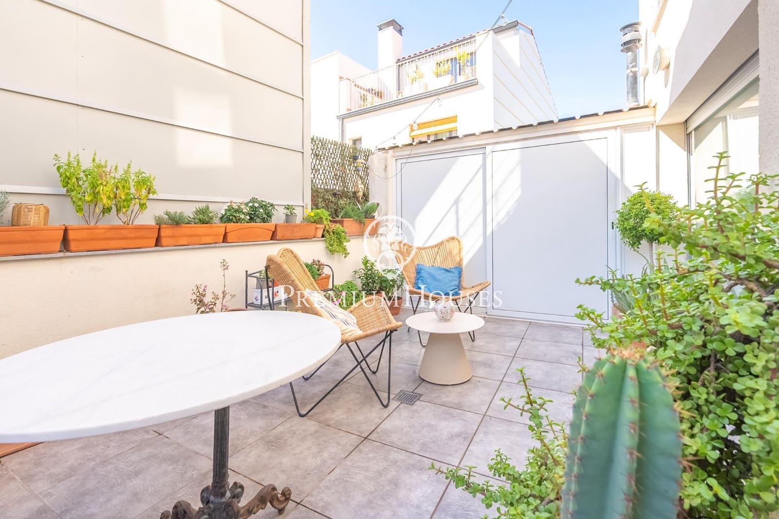 3 bedroom Townhouse for sale in Vilanova i la Geltru with garage - € 747,000 (Ref: 10109921)