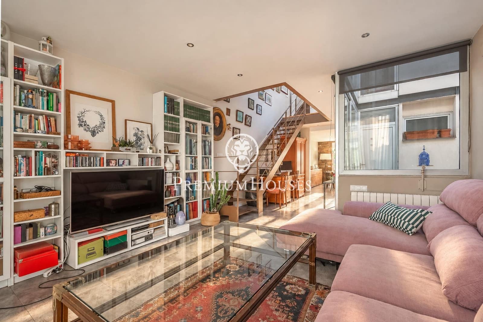 3 bedroom Townhouse for sale in Vilanova i la Geltru with garage - € 747,000 (Ref: 10109921)