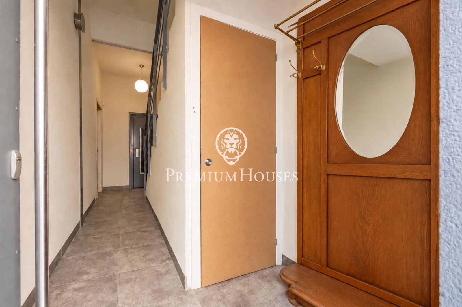 3 bedroom Townhouse for sale in Vilanova i la Geltru with garage - € 747,000 (Ref: 10109921)