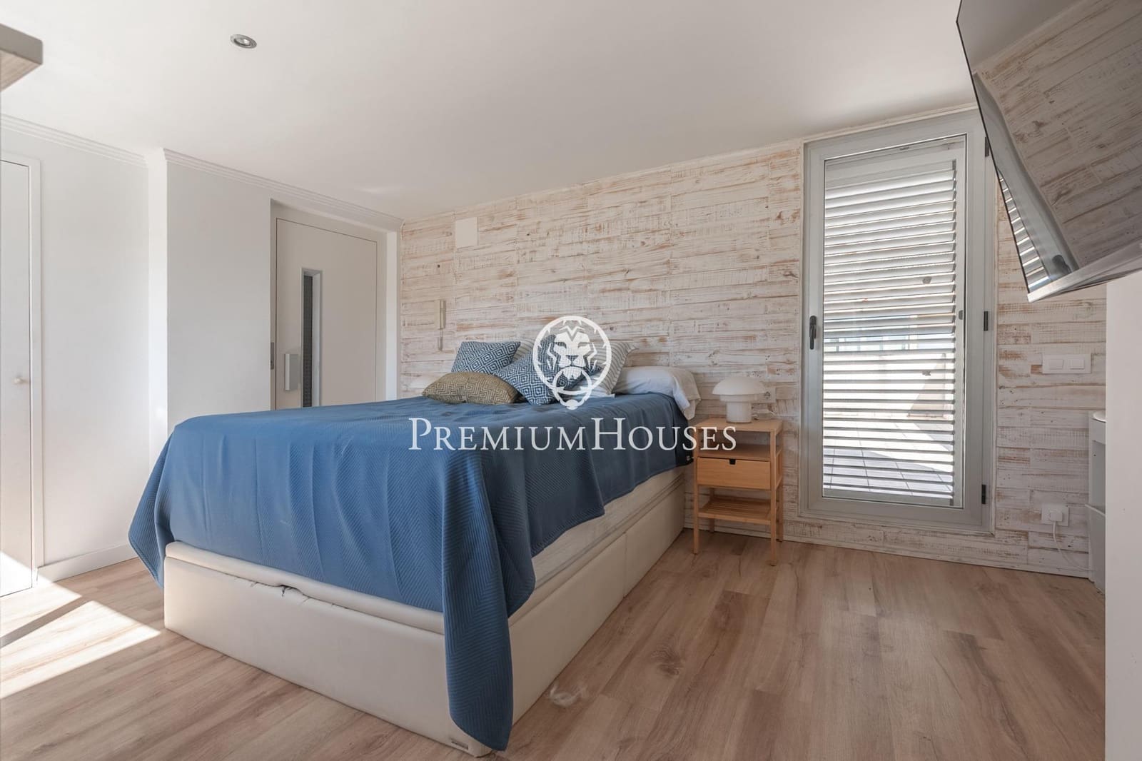 3 bedroom Townhouse for sale in Vilanova i la Geltru with garage - € 747,000 (Ref: 10109921)