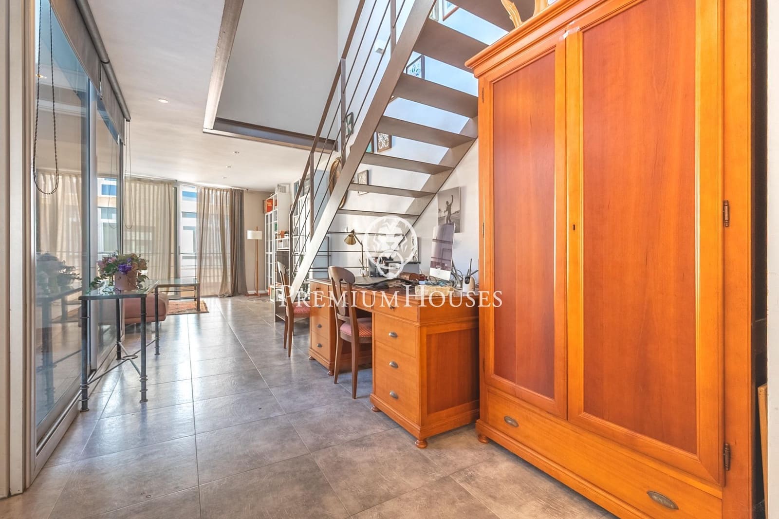 3 bedroom Townhouse for sale in Vilanova i la Geltru with garage - € 747,000 (Ref: 10109921)