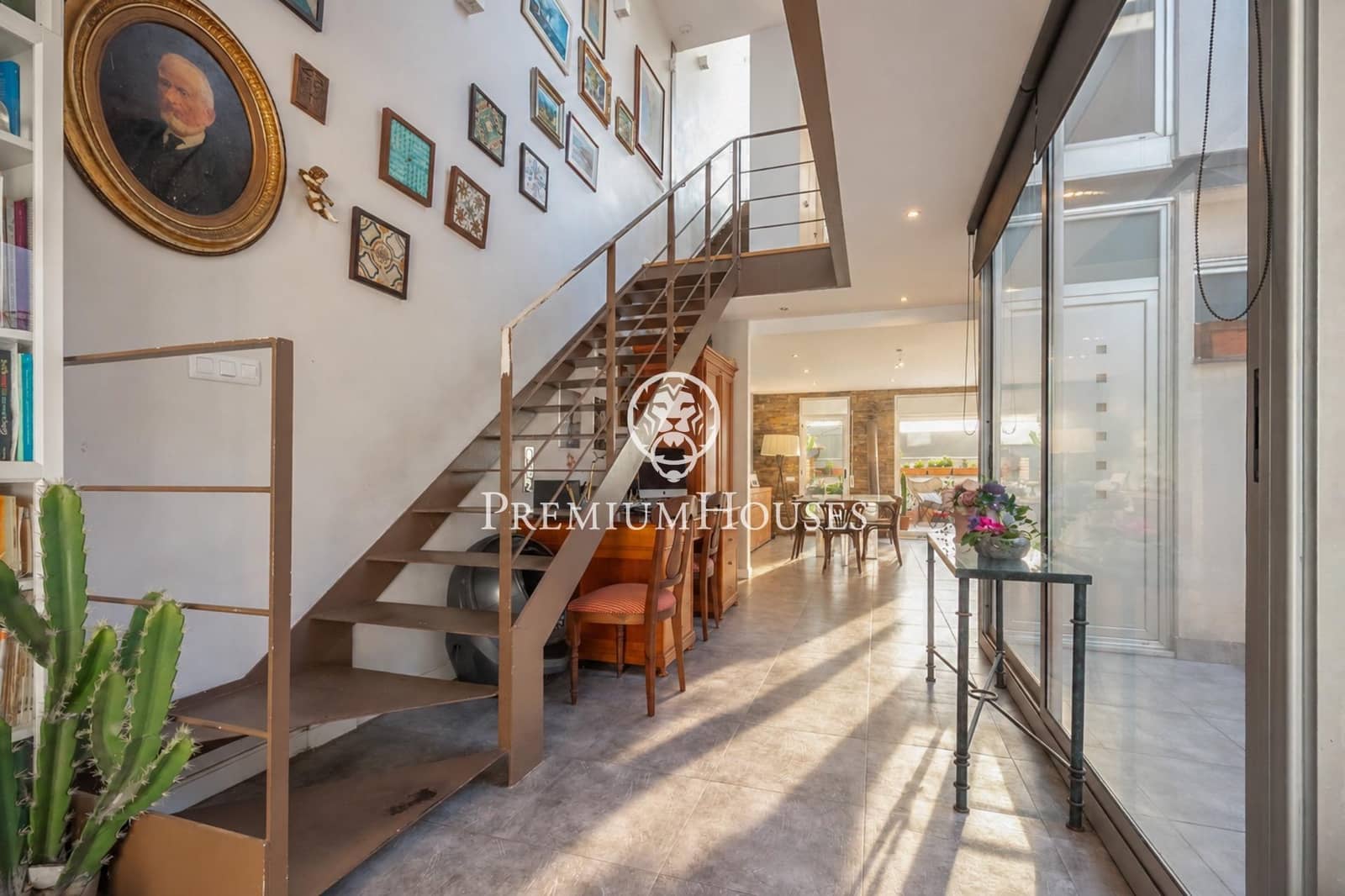 3 bedroom Townhouse for sale in Vilanova i la Geltru with garage - € 747,000 (Ref: 10109921)