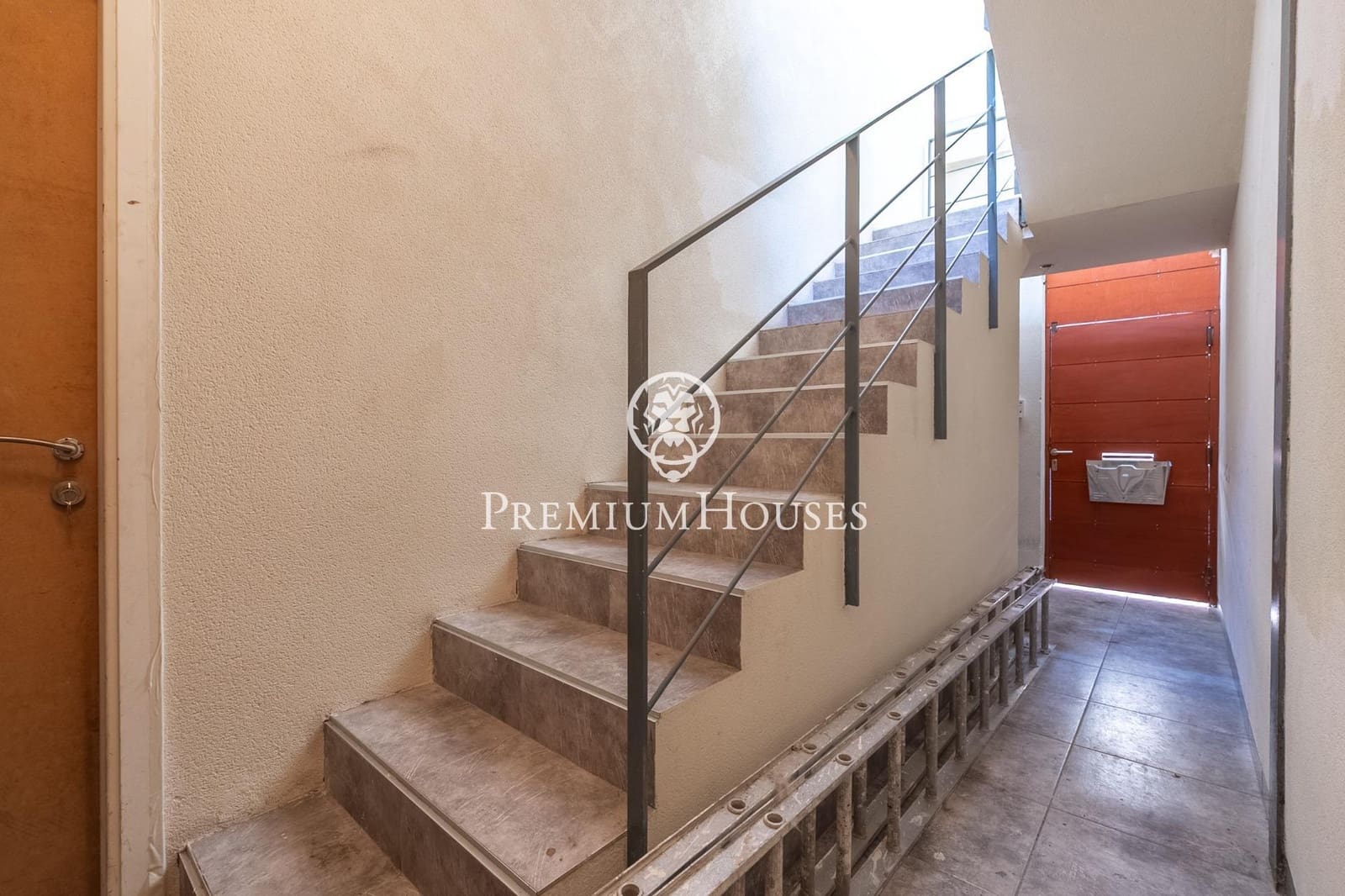 3 bedroom Townhouse for sale in Vilanova i la Geltru with garage - € 747,000 (Ref: 10109921)