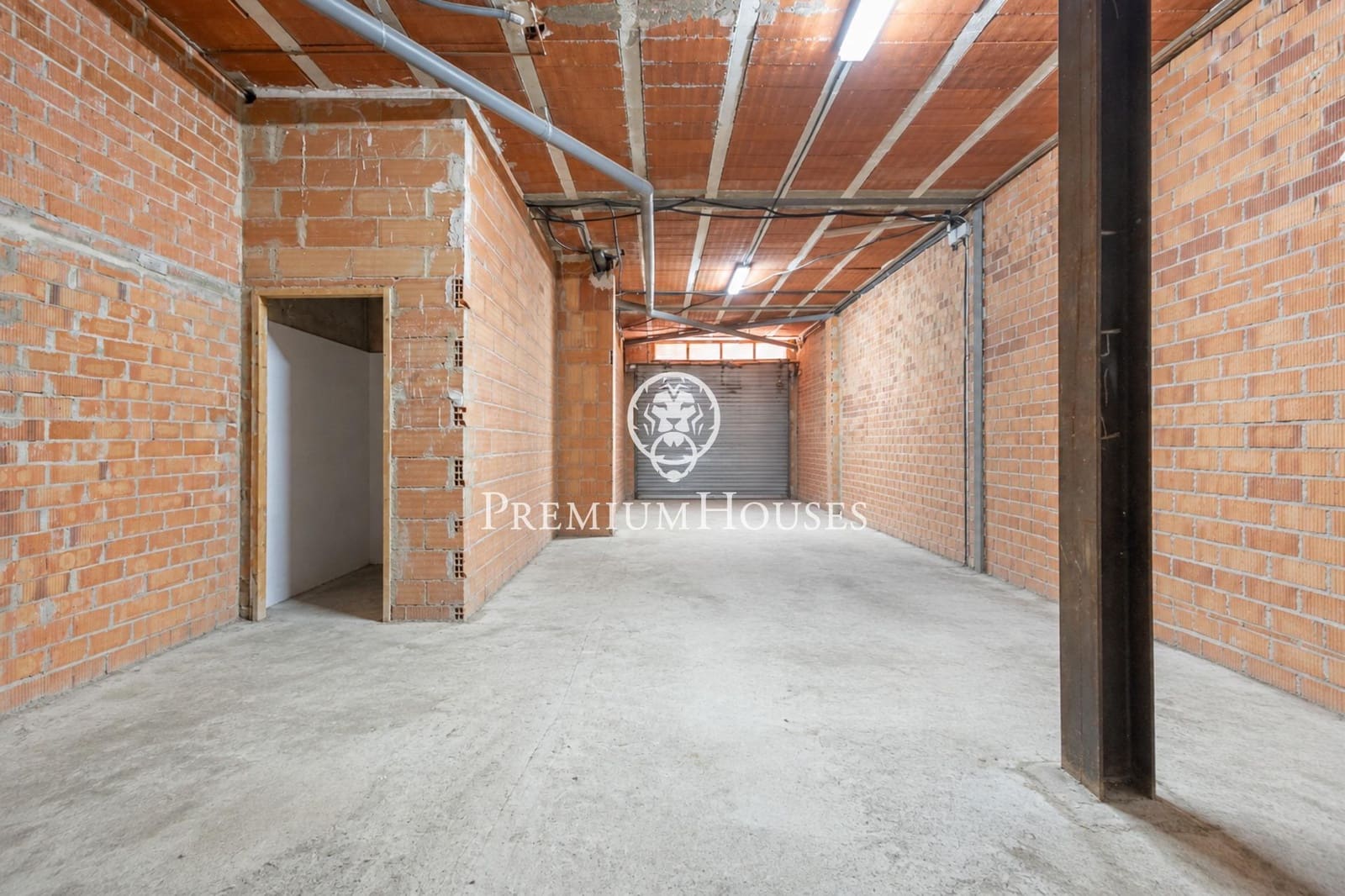 3 bedroom Townhouse for sale in Vilanova i la Geltru with garage - € 747,000 (Ref: 10109921)
