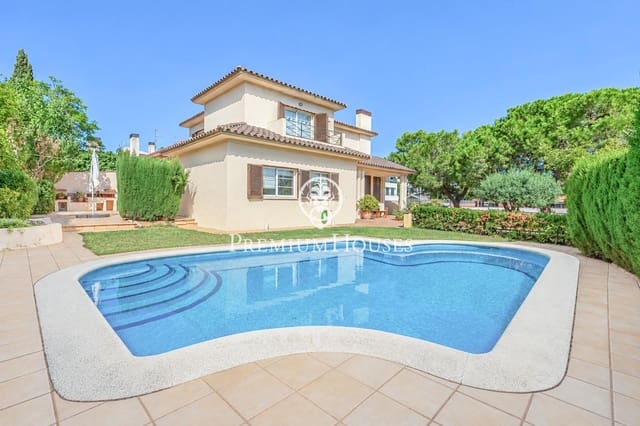 5 quarto Moradia para venda em Vilanova i la Geltrú com piscina garagem - 895 000 € (Ref: 10109922)