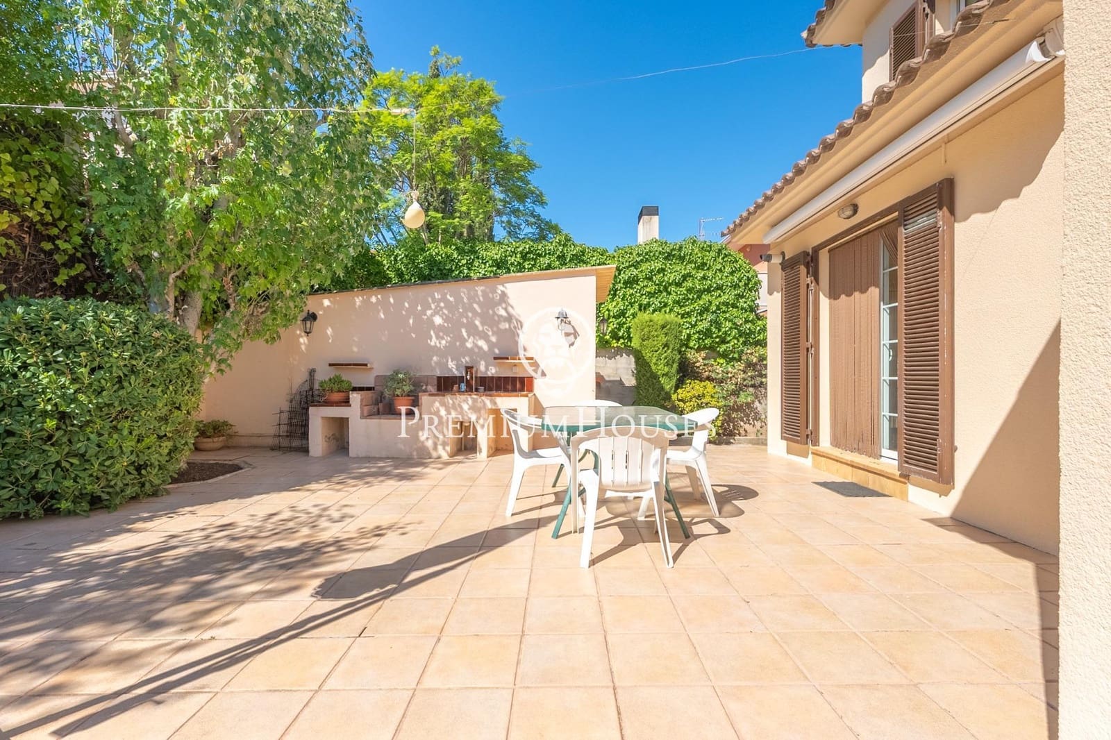 5 quarto Moradia para venda em Vilanova i la Geltru com piscina garagem - 895 000 € (Ref: 10109922)