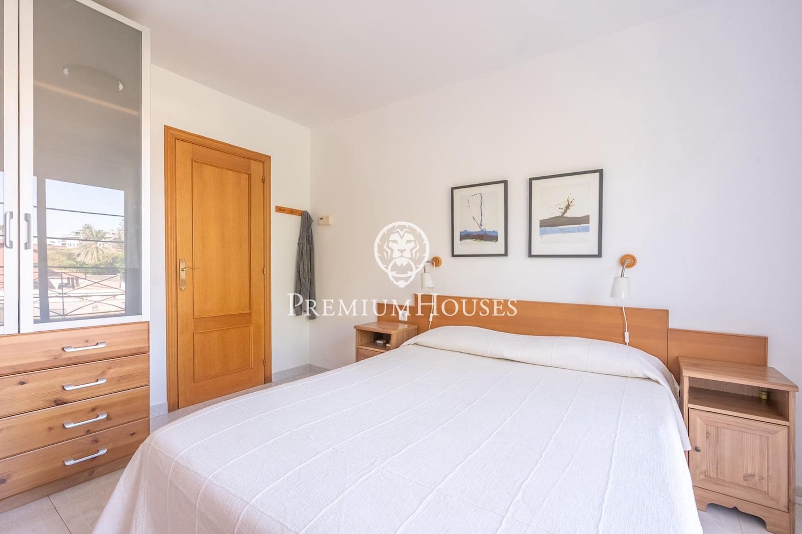 5 quarto Moradia para venda em Vilanova i la Geltru com piscina garagem - 895 000 € (Ref: 10109922)