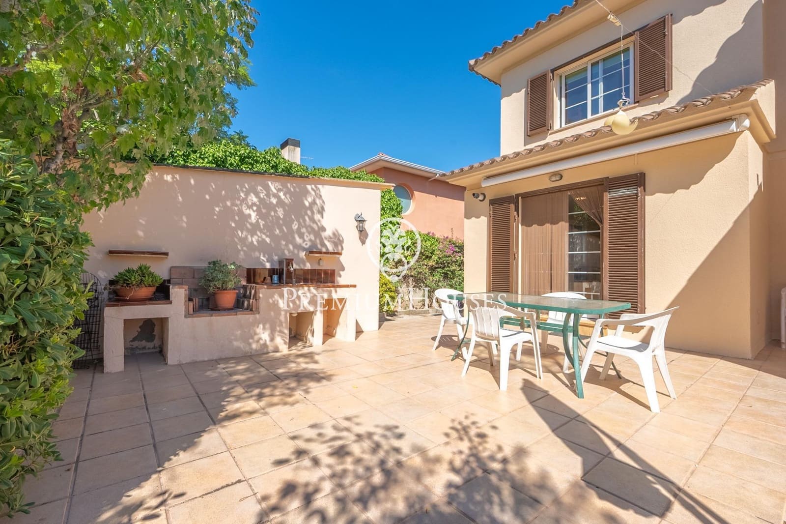 5 quarto Moradia para venda em Vilanova i la Geltru com piscina garagem - 895 000 € (Ref: 10109922)
